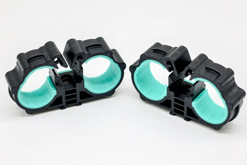 automotive dual-color hose clip
